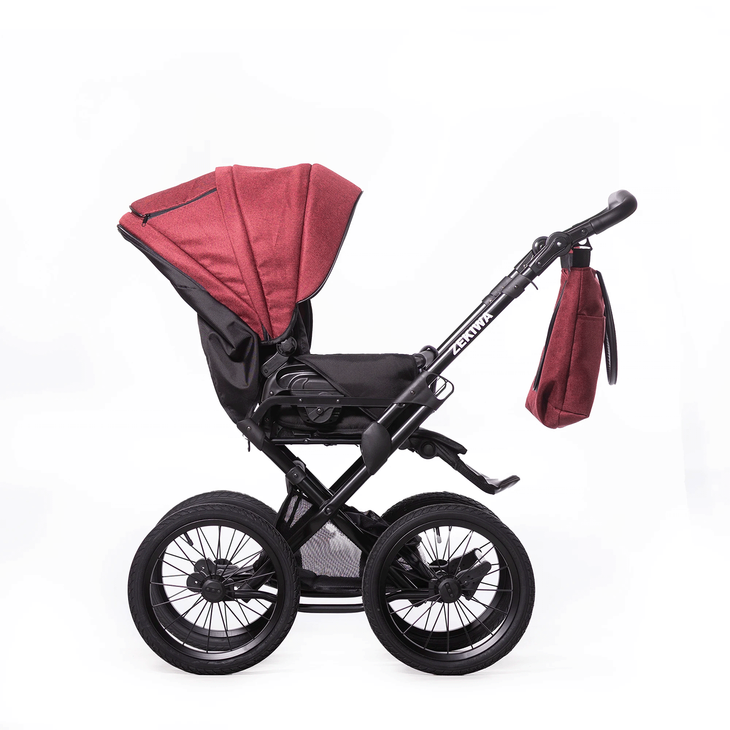 ZEKIWA Kinderwagen Waldbeere - Erstausstattung ZEKIWA Kinderwagen Waldbeere - Erstausstattung