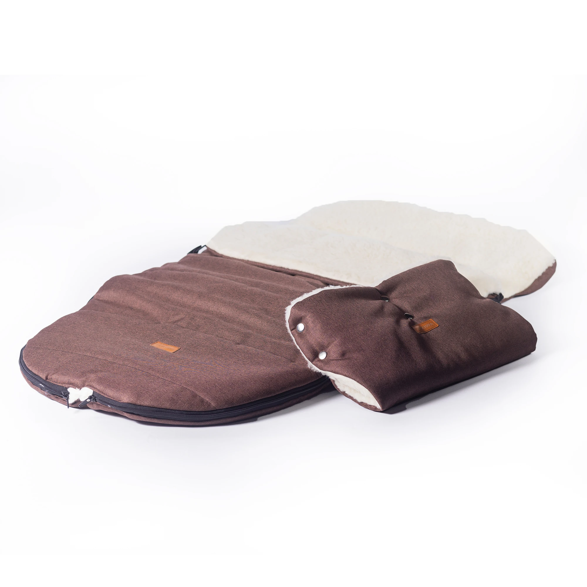 ZEKIWA Fußsack dunkel Braun inkl. Handwärmer ZEKIWA Fußsack dunkel Braun inkl. Handwärmer