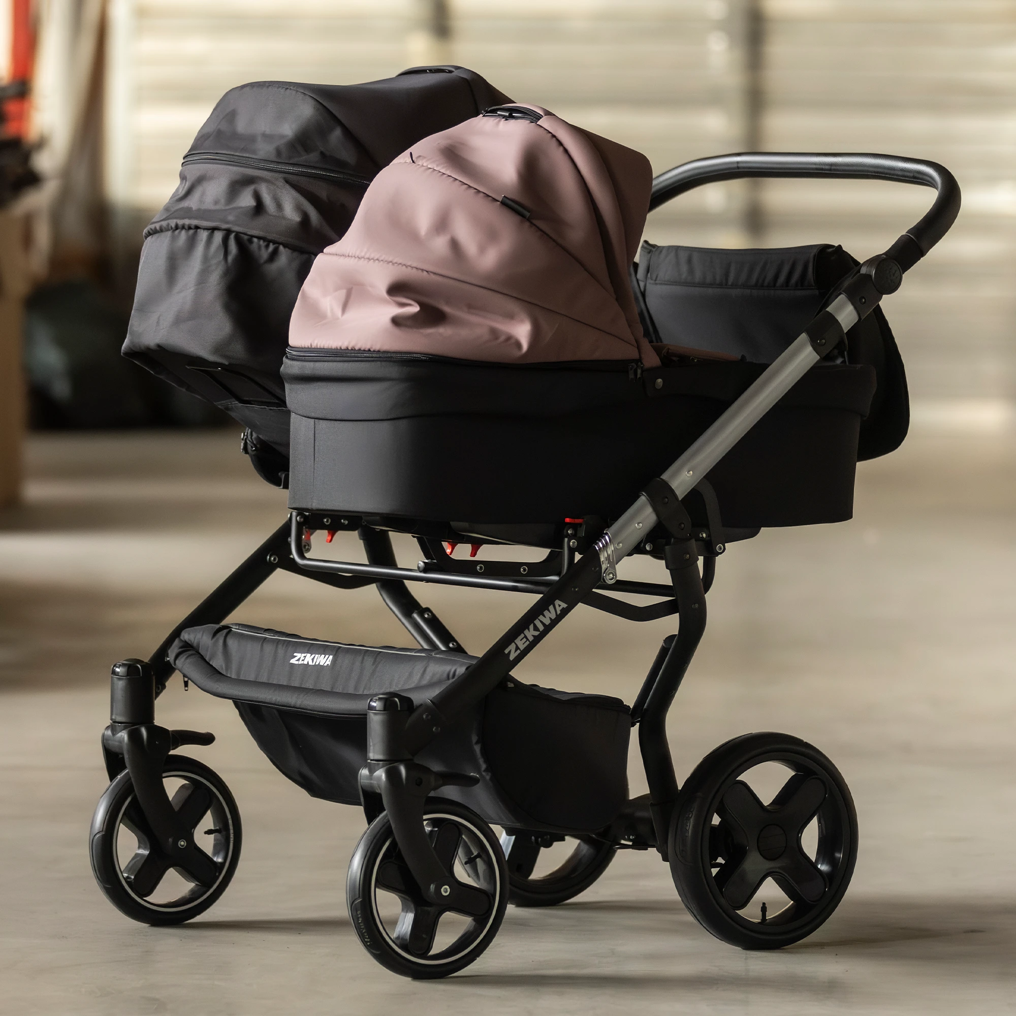 ZEKIWA Kinderwagen Geschwisterwagen B-Ware